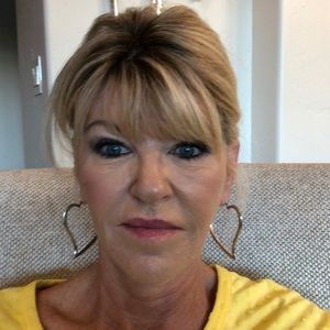 Meet your Posher, Sandy